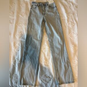 Abercrombie & Fitch Women's Ultra High Rise 90’s Straight Jeans